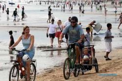 LEBARAN 2014 : Pantai Kuta Didominasi Wisatawan Domestik, ke Mana Para Bule?