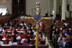 NATAL 2014 : Amankan Misa Natal di Solo, Polisi Bisa Masuk Ruang Ibadah