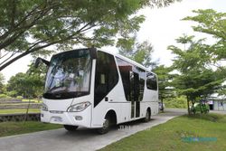 UNS SOLO : Bus Listrik Bantuan Kemenristek untuk Transportasi Mahasiswa