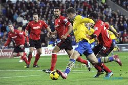 CARDIFF CITY VS ARSENAL, 0-3 : The Gunners Kian Perkasa di Puncak Klasemen