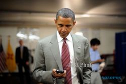 Demi Keamanan, Obama Tidak Diizinkan Pakai Iphone