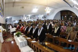 Misa Natal dalam bahasa Jawa