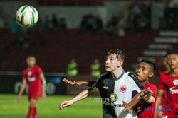 FOTO FRENZ INDONESIA VS EINTRACHT FRANKFURT : Frenz Indonesia Kalah 2-0 dari Eintracht Frankfurt
