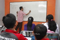 FOTO BIMBEL : Persiapan Menghadapi Ujian Sekolah