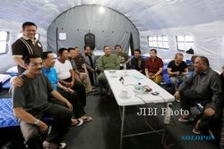 GUNUNG SINABUNG MELETUS : Presiden Ajak Metro TV dan TV One Syuting “Tenda Rp15 M”