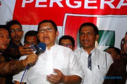 ANAS DITAHAN KPK : Pengamat: Pidato Anas Warning Buat SBY