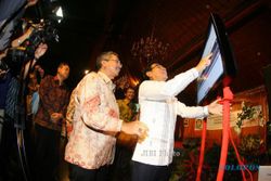 FOTO PERESMIAN PJU PINTAR : Wakil Menteri ESDM Meresmikan Pemakaian PJU Pintar 