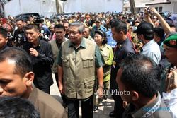 AGENDA PRESIDEN : SBY Istirahat di Madiun Sebelum Temui Korban Kelud