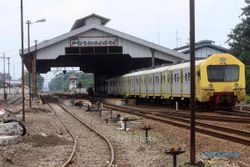 TRANSPORTASI MASSAL : Akhir Tahun, Kereta Rute Solo-Jogja-Kutoarjo Ditambah