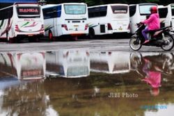 BANJIR JAKARTA : Perusahaan Otobus Wonogiri Susutkan Armada