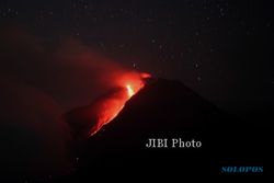 FOTO GUNUNG SINAMBUNG : Lava Pijar Sinabung