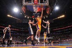 NBA 2013/2014 : Setelah Kalah Beruntun di 6 Game, LA Lakers Akhirnya Menang