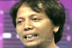 INDONESIAN IDOL 2014 : Siulan Pujiono Hibur Juri, Indonesian Idol Ditutup Manisnya Negeriku