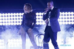 GRAMMY AWARDS 2014 : Inilah Aksi “Panas” Beyonce dan Jay Z di Panggung Grammy Award
