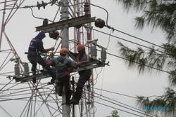 PEMADAMAN LISTRIK SEMARANG : PLN Perbaiki Jaringan, Sebagian Semarang Padam 7 Jam