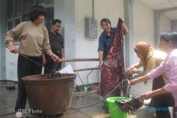 UMKM SLEMAN :  Disperindagkop akan Berikan Eco-label untuk Batik Pewarna Alami