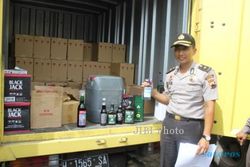 MIRAS KLATEN : Polres Gerebek Gudang Miras Jl Prambanan-Manisrenggo