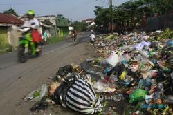 KEBERSIHAN WILAYAH : Volume Sampah Diperkirakan Meningkat 30 Persen