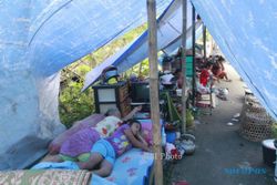 BANJIR SOLO : Bengawan Solo Meluap, Sangkrah Pasar Kliwon Tergenang