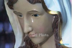 KISAH UNIK : Patung Bunda Maria Osama Menangis dan Bebicara