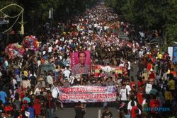FOTO JOKOWI CAPRES : Warga Solo Dukung Jokowi Nyapres