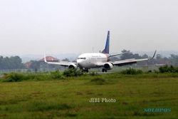 FOTO PESAWAT : Tiba di Bandara Adi Sumarmo, Solo