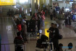 FOTO PEMBUKAAN BANDARA ADISOEMARMO : Bandara Adisoemarmo Kembali Normal