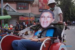 FOTO CAR FREE DAY : Ratu Mariyuana Schapelle Corby di Solo