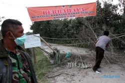 FOTO GUNUNG SINABUNG : Tutup Desa Brastepu