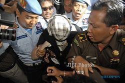 SCHAPELLE CORBY BEBAS : Corby Lengkapi Persyaratan Admistrasi Sebelum Bebas 