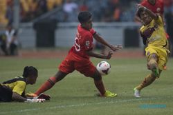 ISL 2014 : Persija Imbang Lawan Sriwijaya, Persib Curi Kemenangan di Kandang Barito