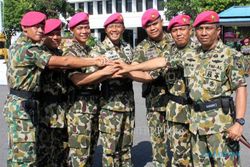 FOTO MUTASI TNI : Jabatan di Tubuh TNI Diserahterimakan