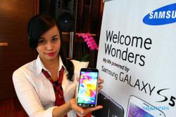 FOTO SMARTPHONE BARU : Samsung Luncurkan Galaxy S5