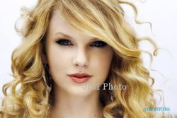 BILLBOARD MUSIC AWARDS : Taylor Swift Borong 7 Kategori!