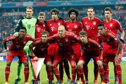 SANKSI UEFA : Gara-Gara Spanduk Ilegal dan Terlambat Kick-Off Bayern Terancam Hukuman