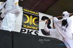 PEMILU 2014 : Pocong dan Kuntilanak Nimbrung Kampanye PKS di Semarang