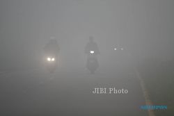 MUSIBAH KABUT ASAP : Wilayah Riau Dapat Kiriman Kabut Asap Pekat
