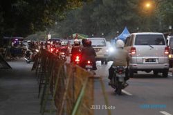 DRAG RACE MANAHAN SOLO : Pengamat: Pemkot Telah Dilecehkan