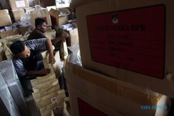 PILKADA 2017 : Logistik Pemilu untuk Karimunjawa Dikirim Dini
