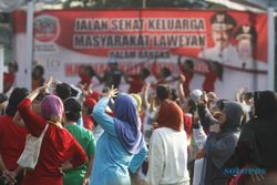 PELANGGARAN PEMILU 2014 : Jalan Sehat Laweyan Solo Diduga Disusupi Kampanye Caleg