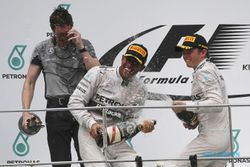 F1 GP MALAYSIA 2014 : Mercedes Tampil Sempurna di Sepang