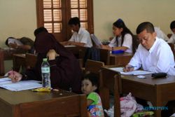 HASIL UN SMP :  99,96% Siswa SLTP Sragen Lulus