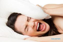 INFO MEDIS : Wah, Smartphone Tingkatkan Insomnia, Tambah Risiko Stroke