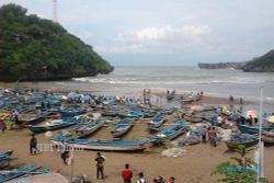 3 Bocah Terseret Ombak Pantai Gua Cemara Bantul, 2 Hilang