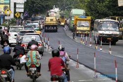 PERBAIKAN JALAN : Pelebaran Jalan Kebakkramat-Grompol Capai 60 Persen