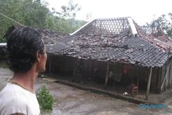 ANGIN KENCANG SOLORAYA : 50 Rumah di Wonogiri Rusak!