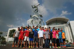 SIMULASI TIM THOMAS-UBER CUP : 33 Pebulutangkis Andalan Indonesia "Bertempur" di GOR Sritex Solo