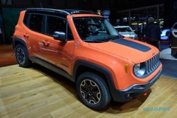 MOBIL BARU : Jeep Renegade, Garang Bikin Nyaman