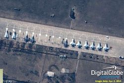 KRISIS UKRAINA : Jet Tempur dan Puluhan Ribuan Pasukan Rusia Bersiap Invasi Ukraina