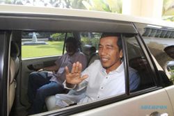 JOKOWI CAPRES : Baru Setengah Hari Kampanye, Jokowi Mengaku Lelah